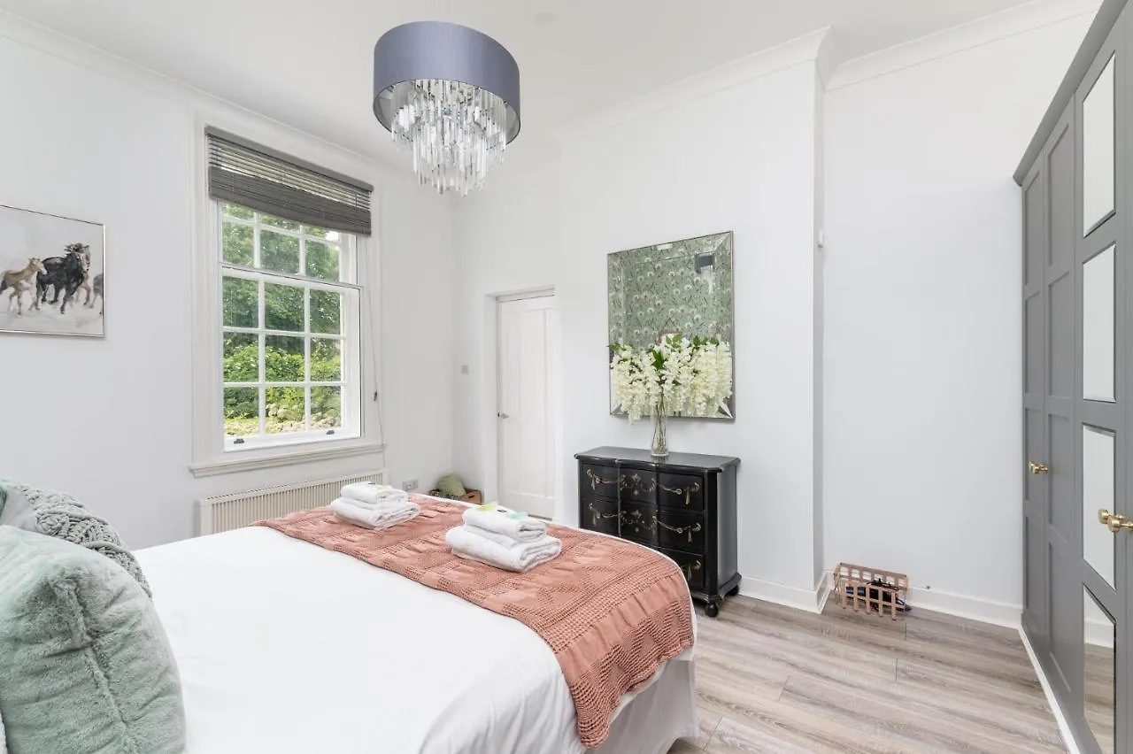 Spacious Apt In The Heart Of York I Pass The Keys Apartmán